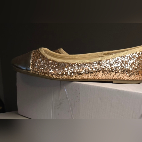 FEVER SOLE Round Toe Gold Glitter Ballet Flat #498 - Picture 11 of 12